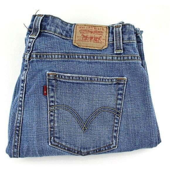 Levi's‎ 515 Bootcut Women's Size 16M 34x29 Medium Wash Denim Stretch Blue Jeans - Picture 2 of 3